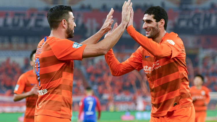 山东鲁能力克对手，收获胜利