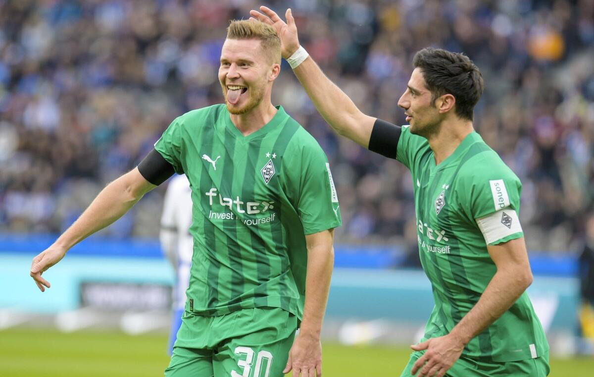 柏林赫塔球员在面对劲敌时实力爆发，取得耀眼的胜利的简单介绍