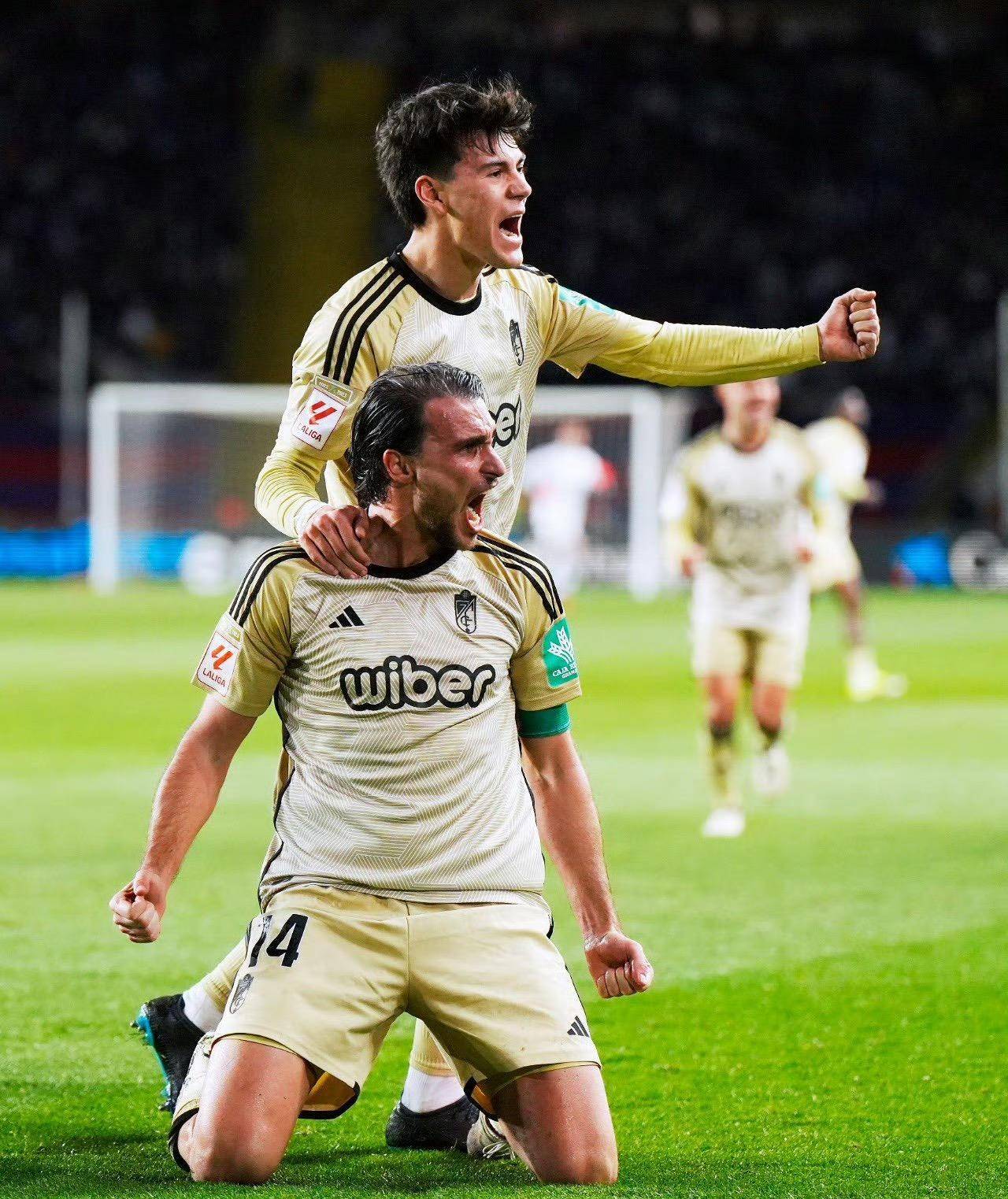 西班牙格拉纳达队创造历史胜利