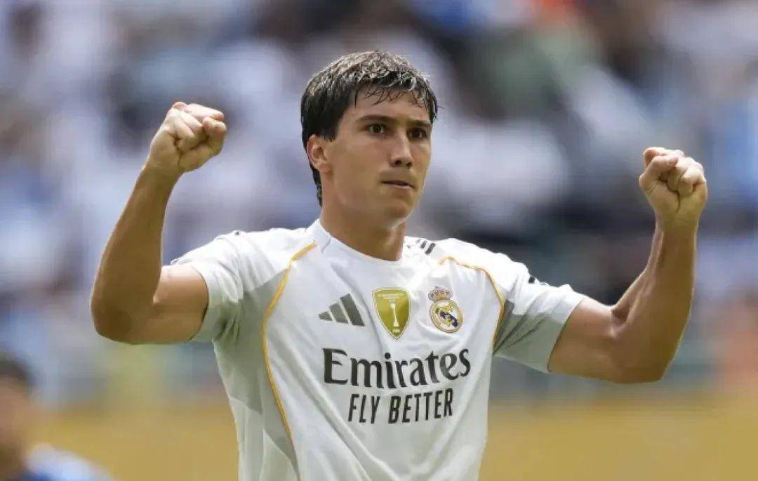 关于锡耶纳客场取胜，球队新星崭露头角的信息