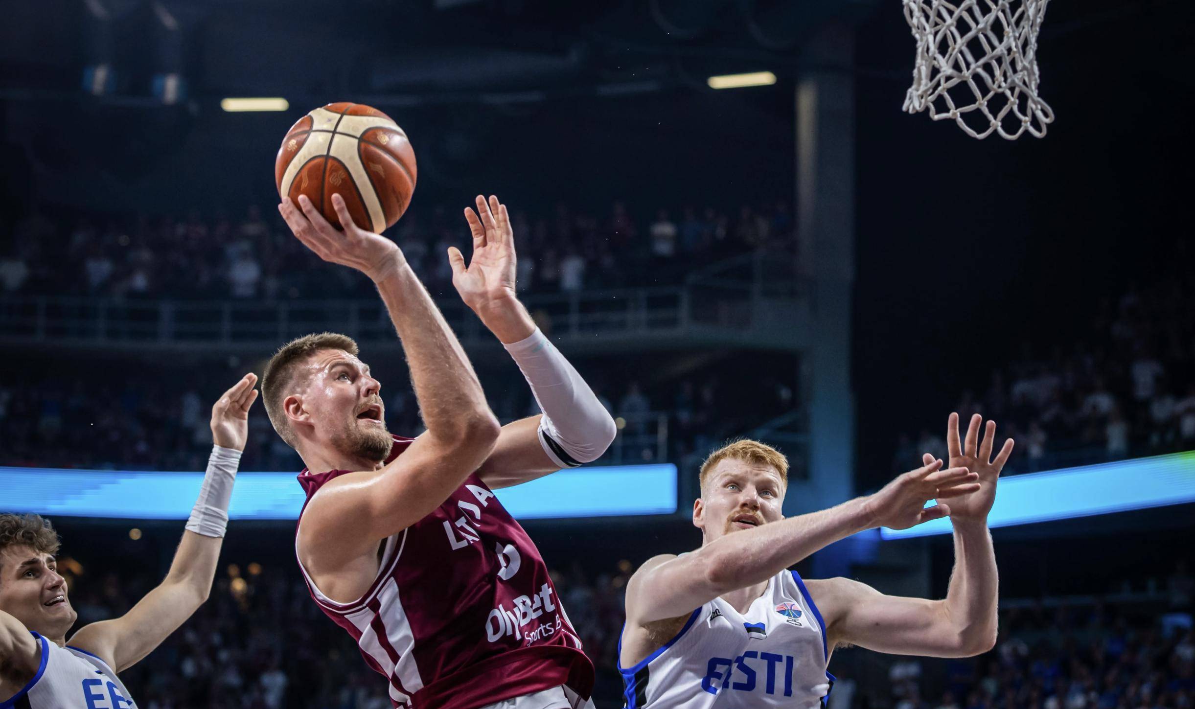 关于波兰男篮横扫尼克斯，凯尔·库兹马绝境逆转的信息