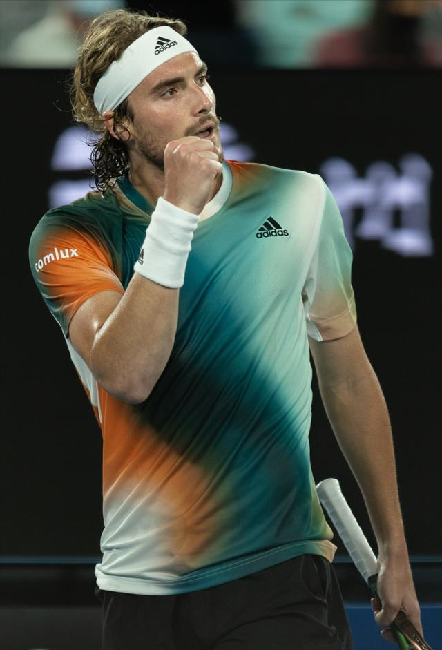 黑白直播网-美网逆转拉沃尔杯，西西帕斯状态火热