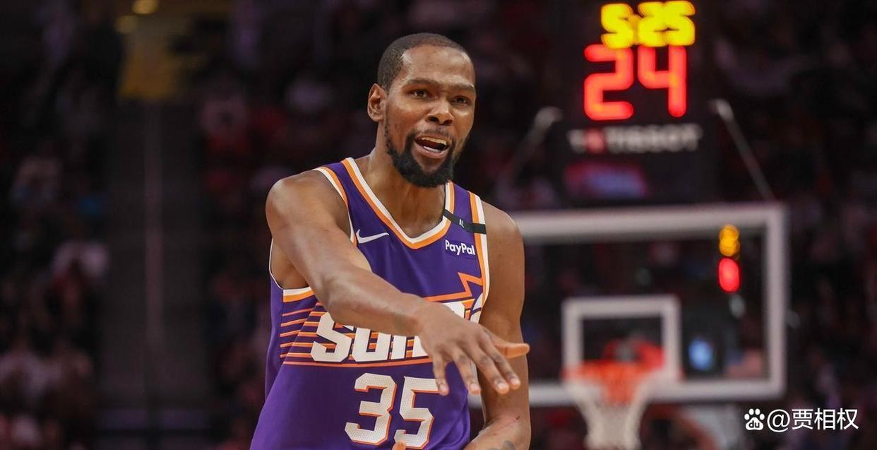 黑白直播体育-勇士轻取热火，杜兰特点燃赛场